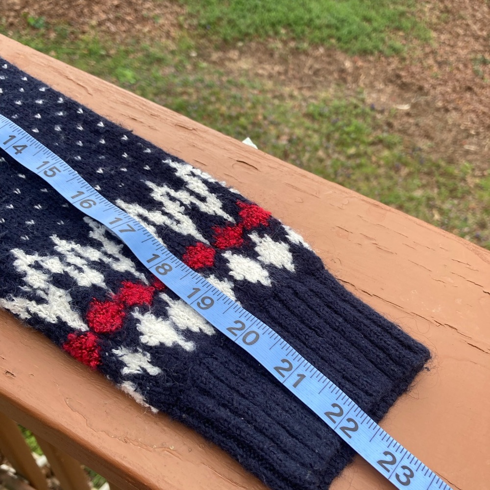 Eddie Bauer Navy and Red Turtleneck Sweater - Picture 7 of 8